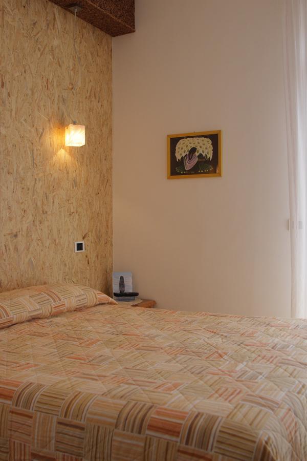 Hotel La Pergola Альба-Адриатика Экстерьер фото